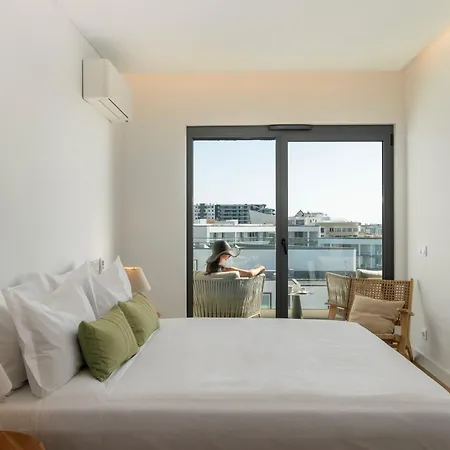 Acqua Iv By An Island * Funchal (Madeira)