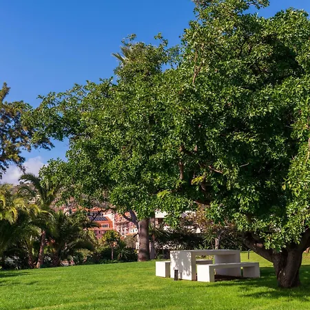 Acqua Iv By An Island Apartment