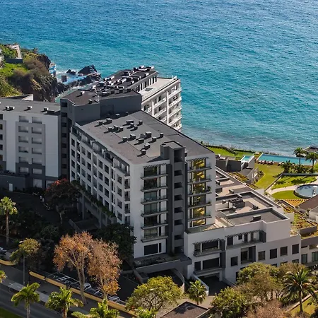 Apartment Acqua Iv By An Island