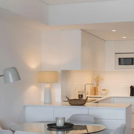 Acqua Iv By An Island *