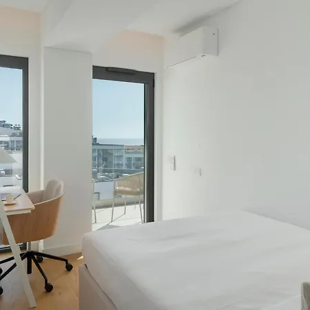 Acqua Iv By An Island *