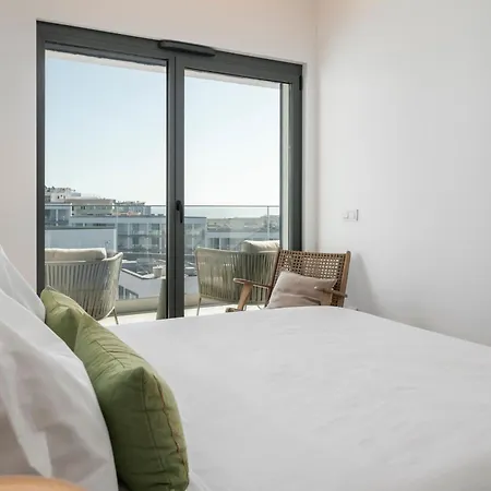 Acqua Iv By An Island Funchal (Madeira)