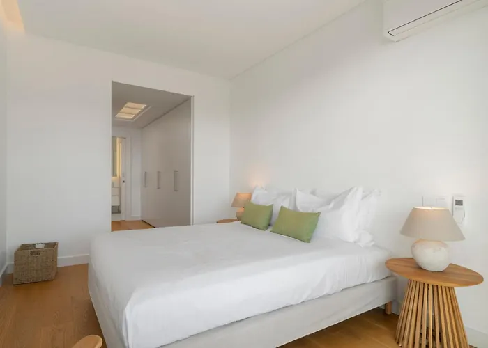 Acqua Iv By An Island 푼샬