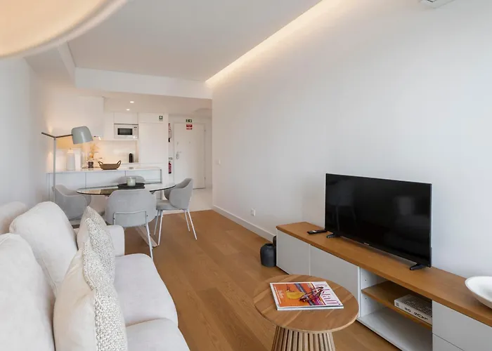 Acqua Iv By An Island 푼샬