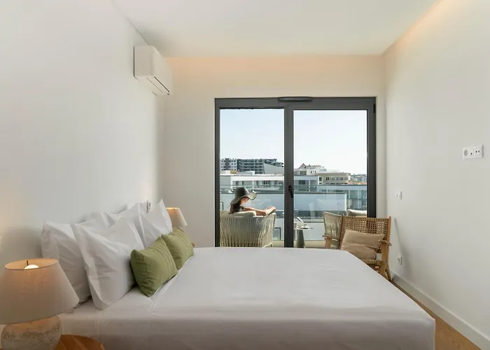 Acqua Iv By An Island * 푼샬